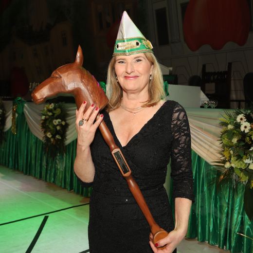 Tina Hassel